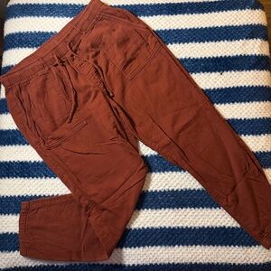Old Navy Women’s Casual Drawstring Pants in Rust